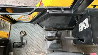 Generation-Massey ferguson 60 Backhoe loaders-interior