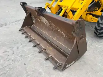 Generation-Massey ferguson 50 Backhoe loaders-attachments