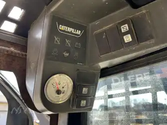 Generation-Cat 277 Compact track loaders-interior