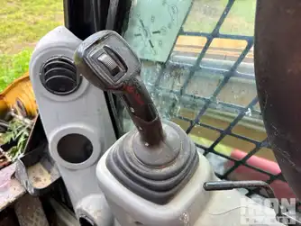 Generation-Cat 279 Compact track loaders-interior
