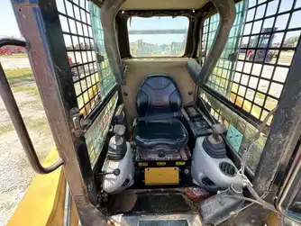 Generation-Cat 287 Compact track loaders-interior