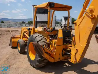 Generation-John deere 300 Backhoe loaders-exterior