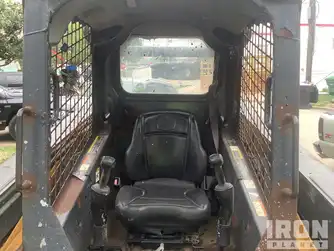 Generation-John deere 329 Compact track loaders-interior