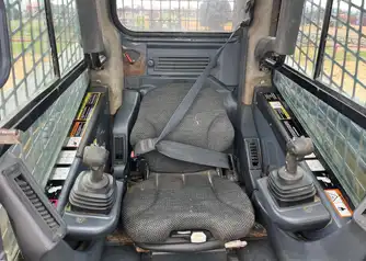 Generation-John deere 333 Compact track loaders-interior
