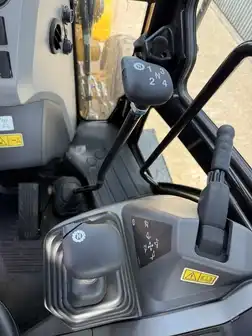 Generation-Cat 424 Backhoe loaders-interior