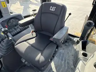 Generation-Cat 428 Backhoe loaders-interior