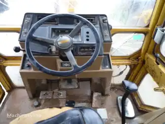Generation-Cat 438 Backhoe loaders-interior