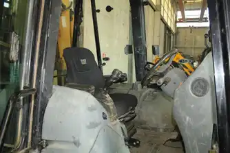 Generation-Cat 442 Backhoe loaders-interior