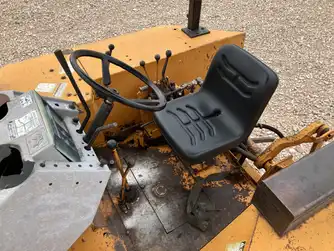 Generation-Case 480 Backhoe loaders-interior