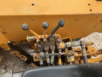 Generation-Case 480 Backhoe loaders-interior