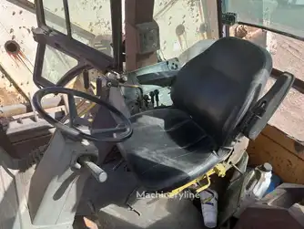 Generation-Case 580 Backhoe loaders-interior