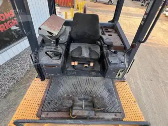 Generation-John deere 605 Crawler loaders-interior