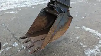 Generation-New holland 675 Backhoe loaders-attachments