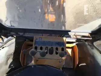 Generation-Case 680 Backhoe loaders-interior