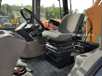 Generation-Case 695 Backhoe loaders-interior