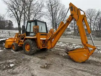 Generation-Case 780 Backhoe loaders-exterior