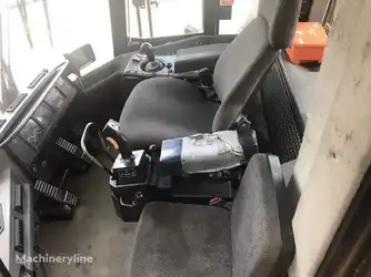 Generation-Cat 844 Wheel dozers-interior