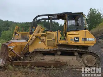 Generation-John deere 850 Crawler loaders-exterior