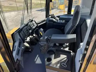 Generation-Cat 854 Wheel dozers-interior