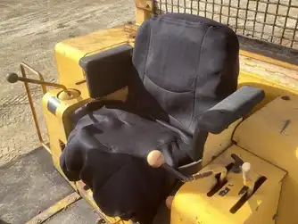 Generation-John deere 855 Crawler loaders-interior