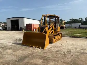 Generation-Cat 939 Crawler loaders-exterior