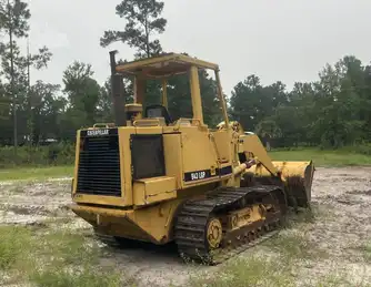 Generation-Cat 943 Crawler loaders-exterior