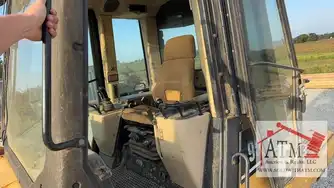 Generation-Cat 953 Crawler loaders-interior
