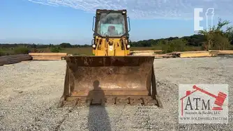 Generation-Cat 953 Crawler loaders-exterior