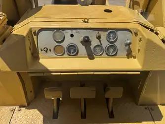Generation-Cat 955 Crawler loaders-interior