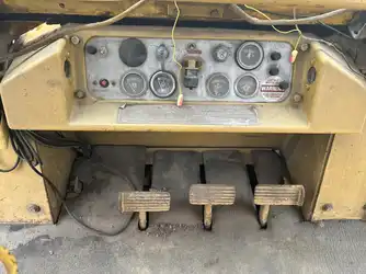 Generation-Cat 977 Crawler loaders-interior