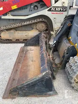 Generation-JCB 190T Compact track loaders-attachments