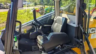 Generation-JCB 210T Compact track loaders-interior