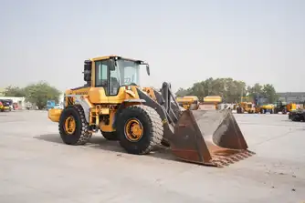 Generation-Volvo L120F wheel loader-exterior