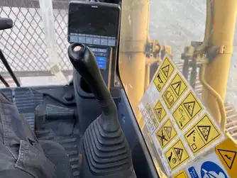 Generation-Komatsu  PC350 Medium excavators-interior