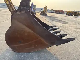 Generation-Komatsu  PC350 Medium excavators-attachments