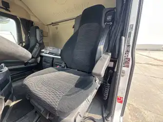 Generation-Mercedes-Benz Actros  Trailer trucks-interior