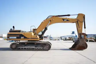 Generation-Cat 345 Large excavators-exterior