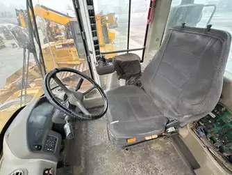 Generation-Volvo L220 Wheel loaders-interior