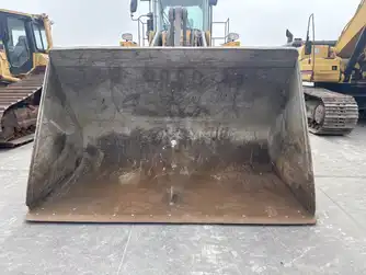 Generation-Volvo L220 Wheel loaders-attachments