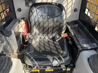 Generation-Cat 226 Skid steer loaders-interior