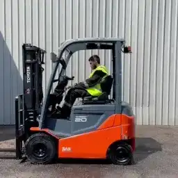 Generation-Toyota 8FBE Forklifts-video