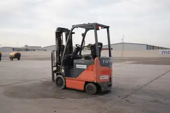 Generation-Toyota 8FBCU Forklifts-exterior