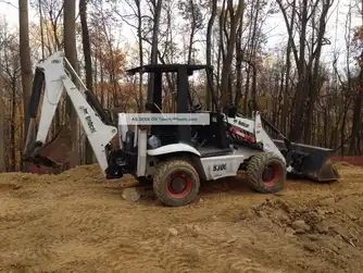 Generation-Bobcat B300 Backhoe loaders-exterior