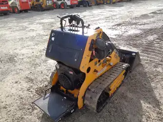 Generation-Boxer B320 Compact track loaders-interior