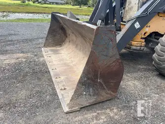Generation-Volvo BL70 Backhoe loaders-attachments