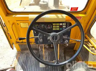 Generation-Volvo BM 646 Backhoe loaders-interior