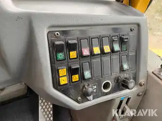 Generation-Volvo BM EL70 Backhoe loaders-interior