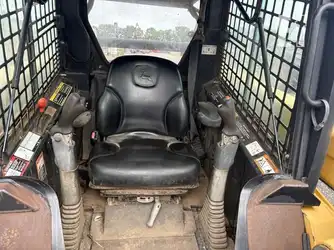 Generation-John deere CT322 Compact track loaders-interior