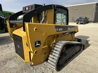 Generation-John deere CT332 Compact track loaders-exterior