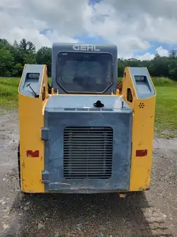 Generation-Gehl CTL70 Compact track loaders-exterior
